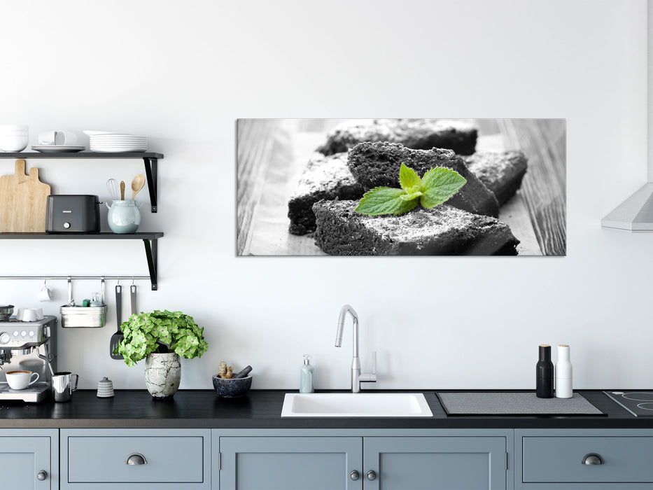 köstlicher Brownie mit Minze, Glasbild Panorama