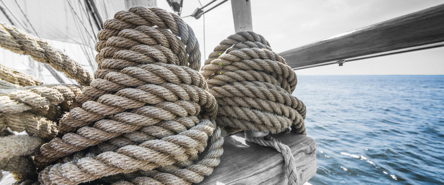 Tau Seile auf einem Schiff, Glasbild Panorama