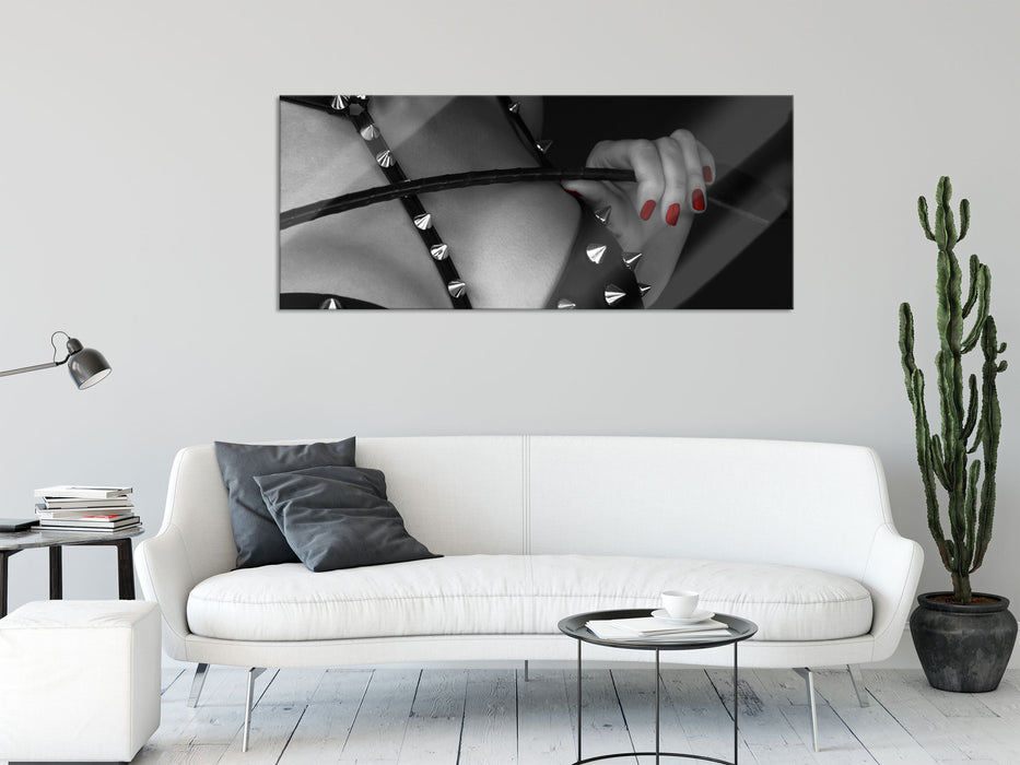 Sexy Nieten BH, Glasbild Panorama