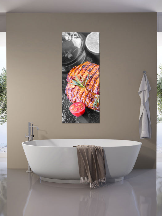 Saftiges Steak mit Tomaten, Glasbild Panorama