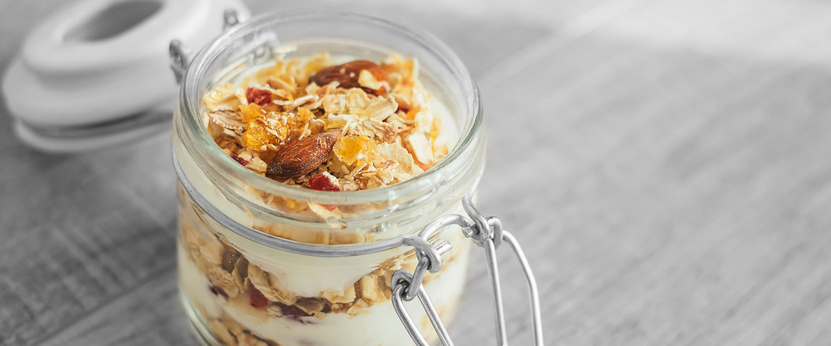 Leckeres Joghurt Müsli, Glasbild Panorama