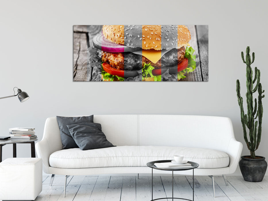 Saftiger Cheeseburger, Glasbild Panorama