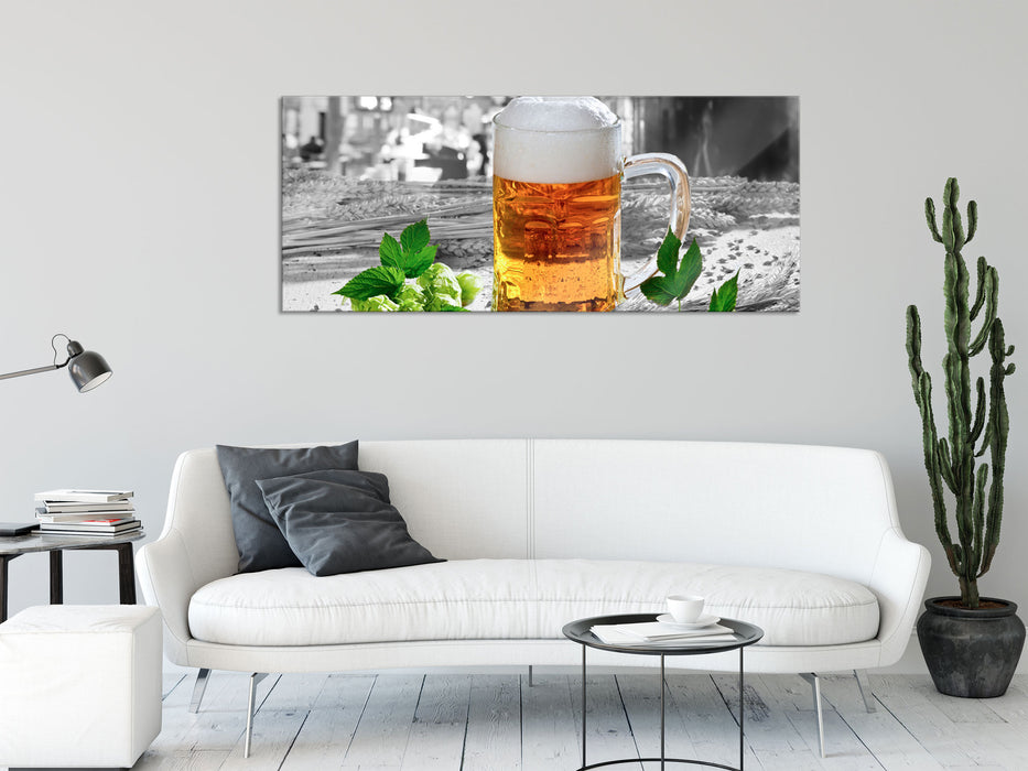 Frisches Bier mit Schaumkrone, Glasbild Panorama