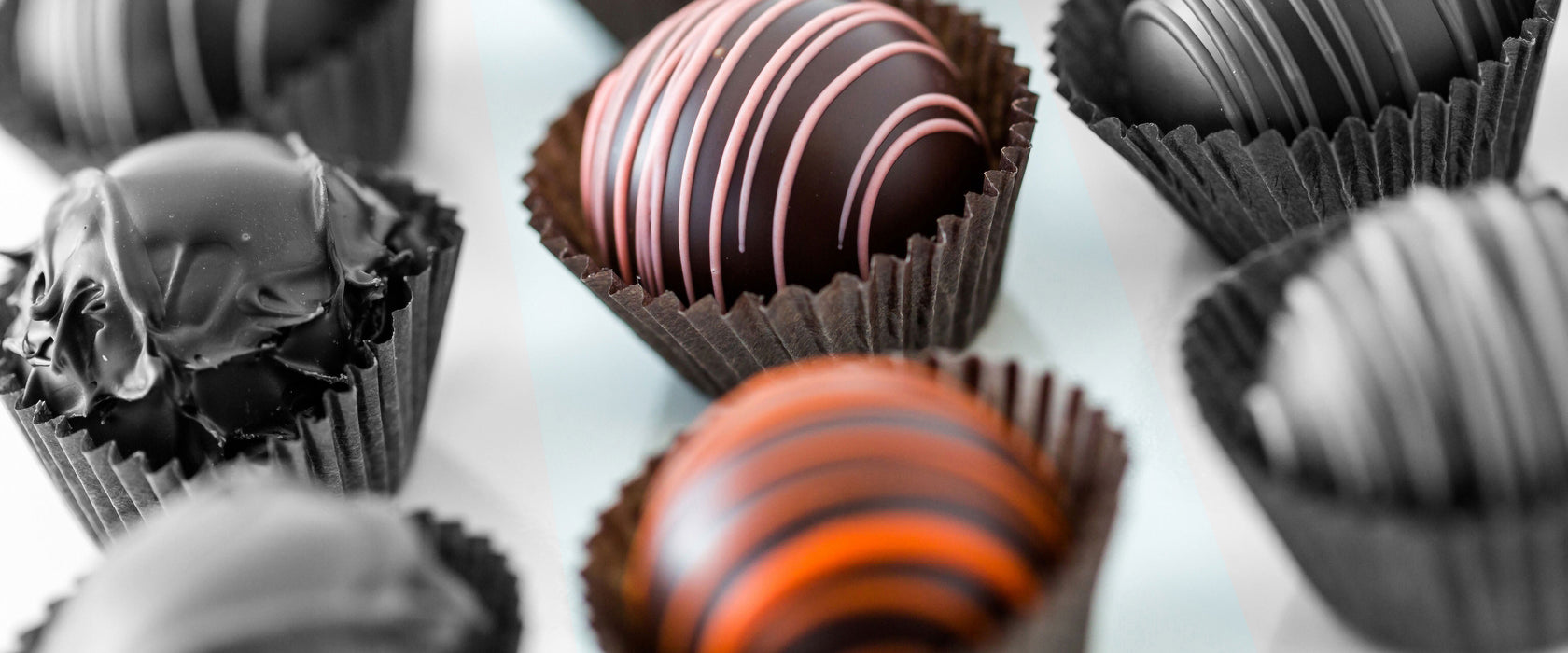 Bezaubernde Pralinen, Glasbild Panorama