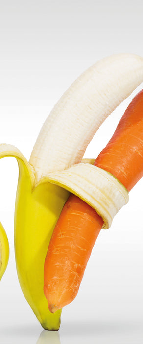 Tanz von Banane und Möhre, Glasbild Panorama