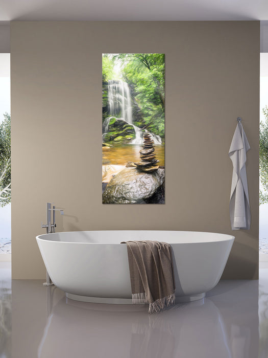 Zen Steine vor Wasserfall, Glasbild Panorama