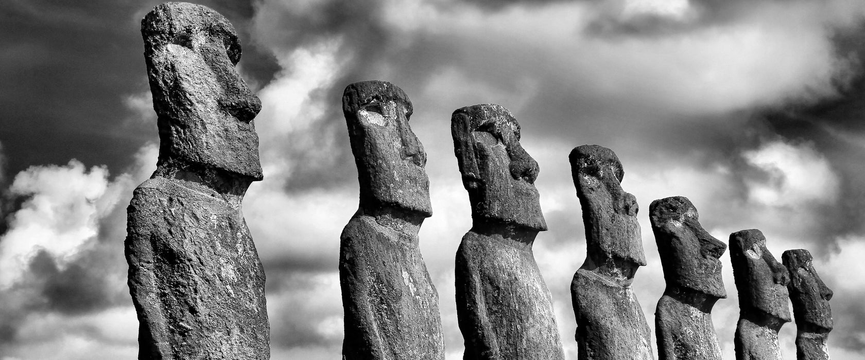 Moai Statuen auf den Osterinseln, Glasbild Panorama