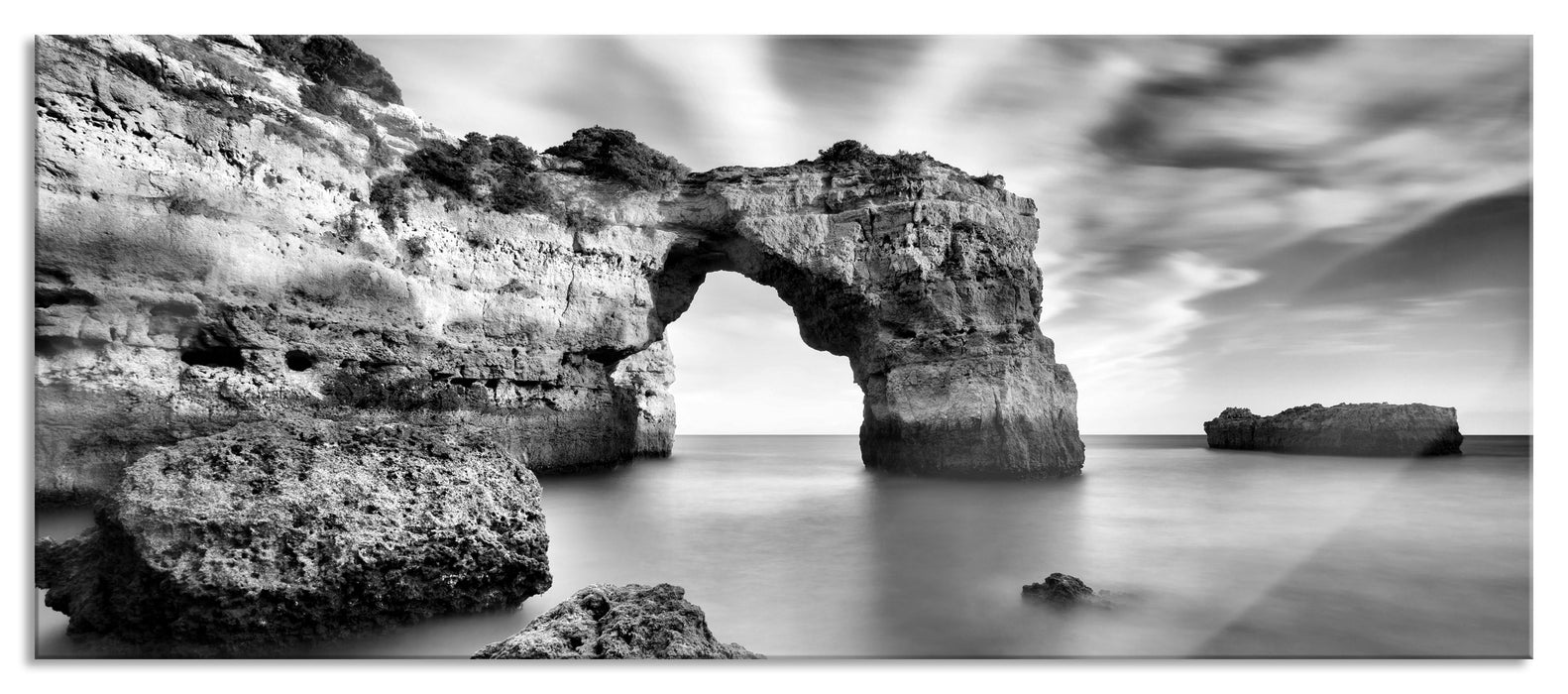 Pixxprint Riesiger Berg im Meer, Glasbild Panorama