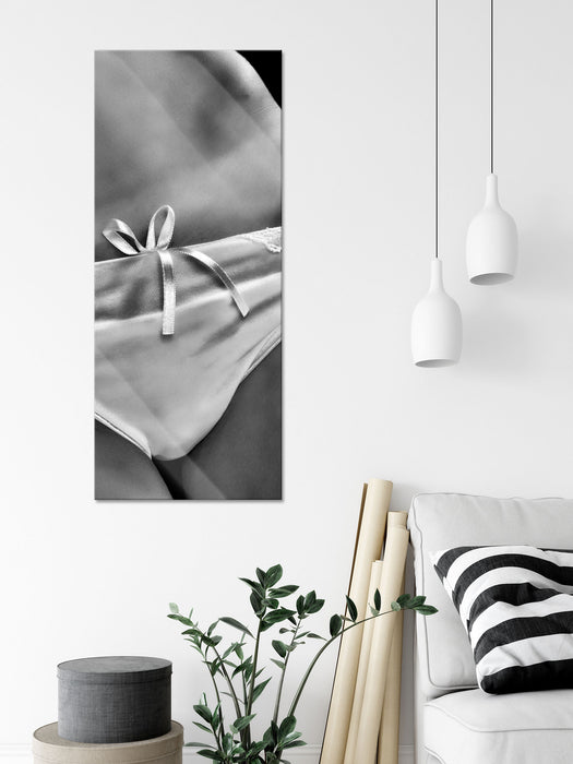 Sexy weiße Dessous, Glasbild Panorama