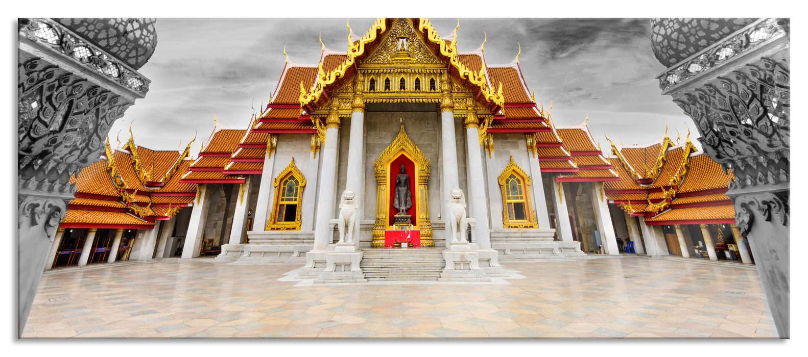 Pixxprint Marmortempel von Bangkok, Glasbild Panorama