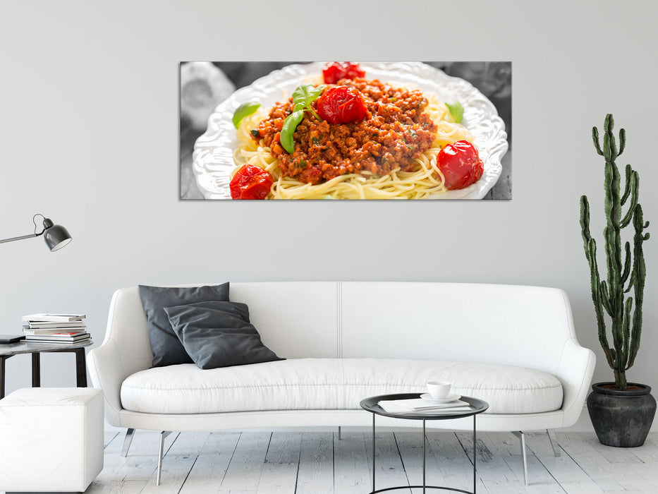 Spaghetti Bolognese auf dem Teller, Glasbild Panorama