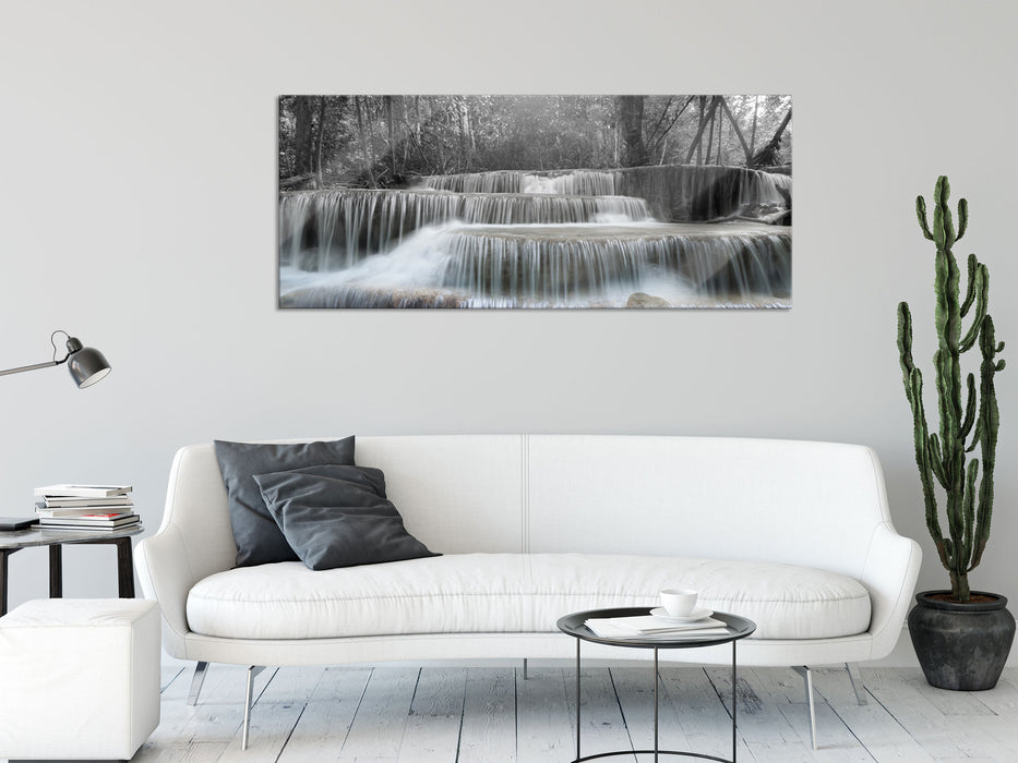 Wasserfall im Regenwald, Glasbild Panorama