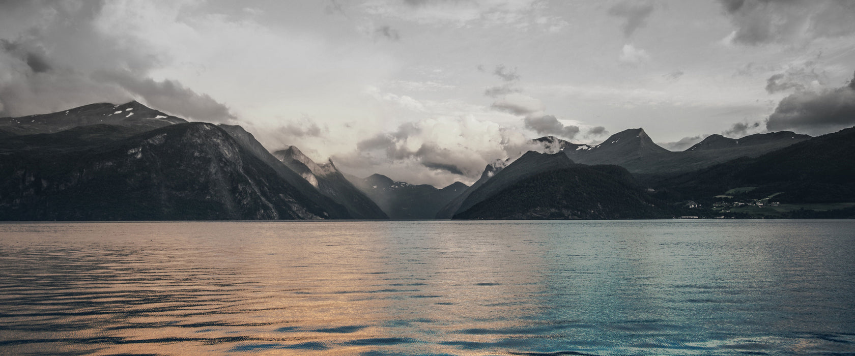 eine schöne Landschaft im Norden, Glasbild Panorama