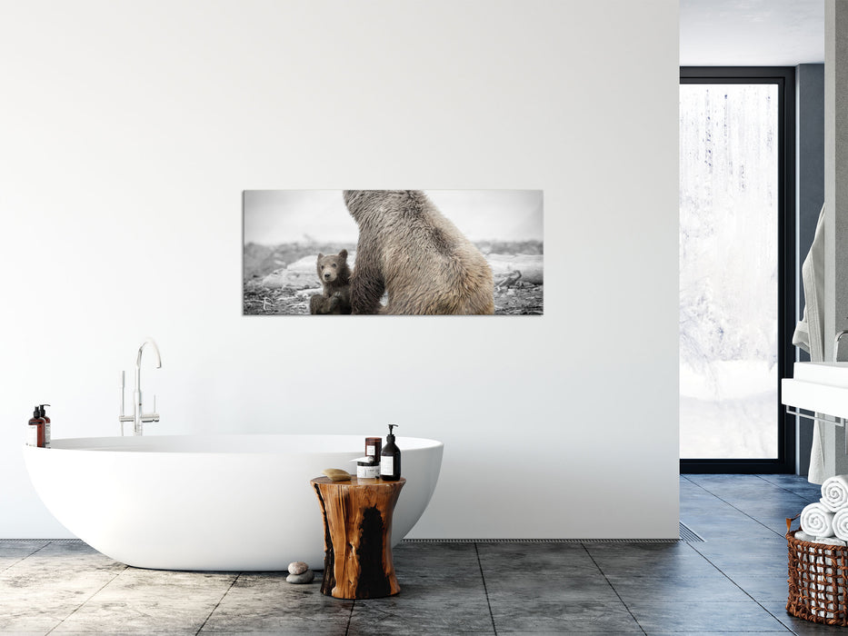 Bär mit Baby nach dem Baden, Glasbild Panorama