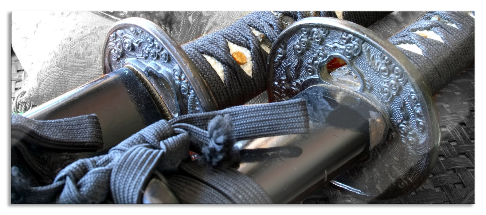 Pixxprint edle Samurai-Schwerter, Glasbild Panorama