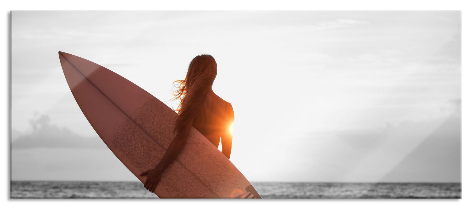 Surferin vor Sonnenuntergang, Glasbild Panorama