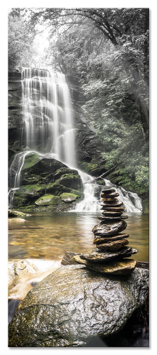 Zen Steine vor Wasserfall, Glasbild Panorama