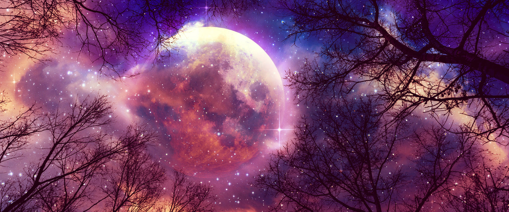 Farbenvolle Sternennacht bei Vollmond, Glasbild Panorama