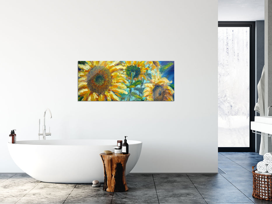 Sonnenblumen vor blauem Hintergrund, Glasbild Panorama