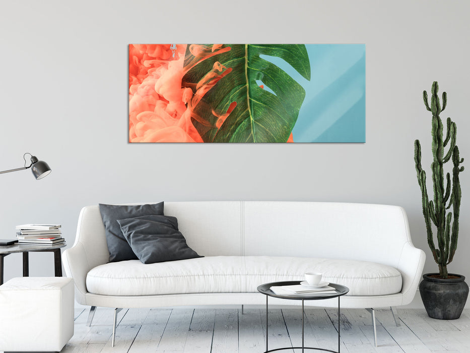 Monstera Blatt mit Pastelwolke, Glasbild Panorama