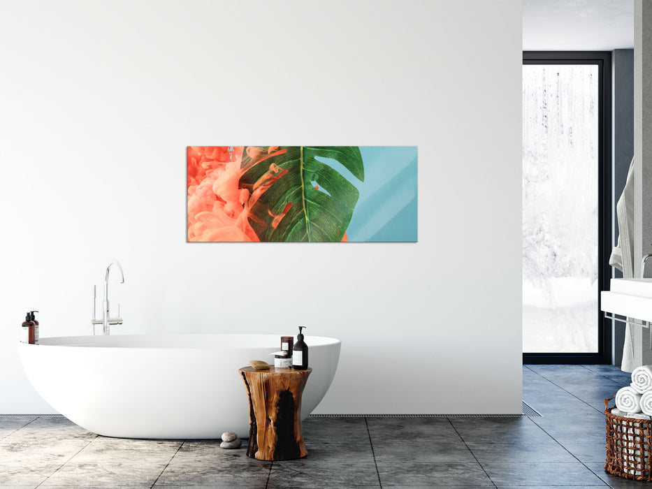 Monstera Blatt mit Pastelwolke, Glasbild Panorama