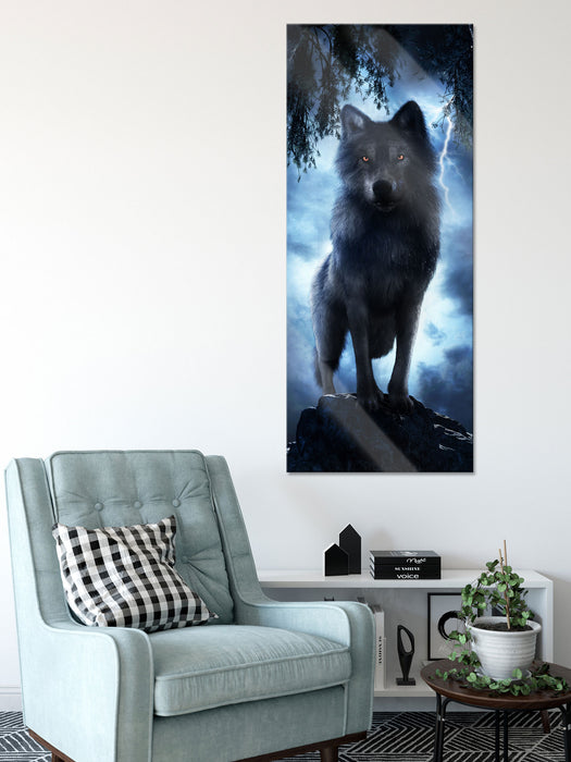 Böser Wolf bei Gewitter im Höhleneingang, Glasbild Panorama