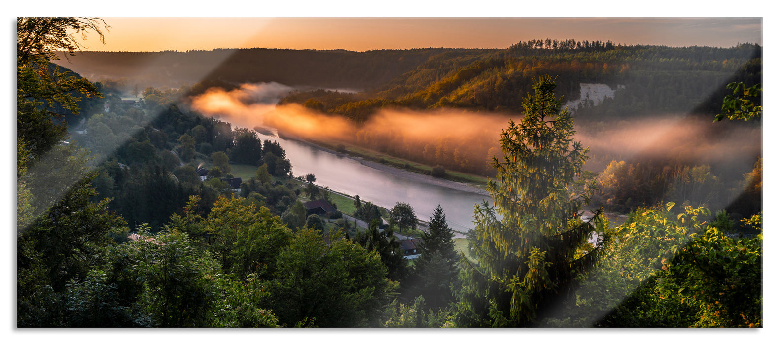 Pixxprint Nebel über Fluss bei Sonnenaufgang, Glasbild Panorama