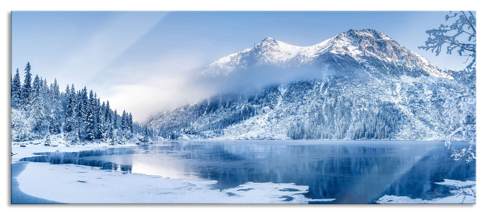 Pixxprint Winterlandschaft mit gefrorenem Bergsee, Glasbild Panorama