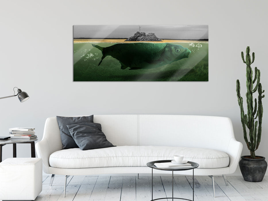 Abstrakter Fisch mit Felsrücken B&W Detail, Glasbild Panorama