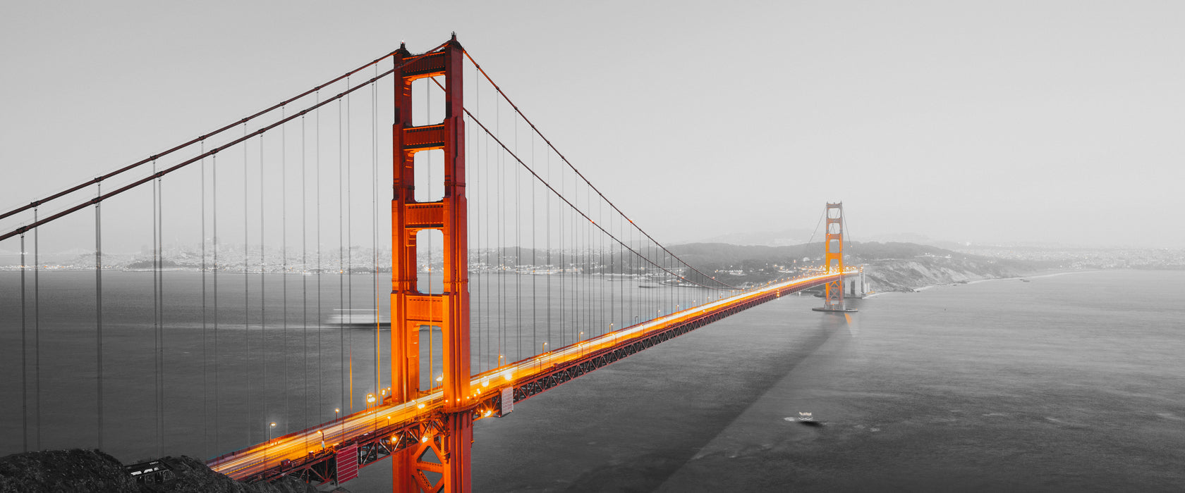 Golden Gate Bridge in der Abenddämmerung B&W Detail, Glasbild Panorama