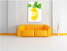 Leckere zerschnittene Zitrone Leinwandbild über Sofa