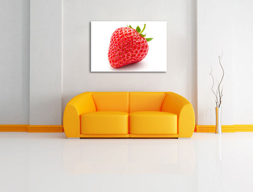 Leckere Erdbeere Leinwandbild über Sofa