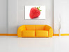 Leckere Erdbeere Leinwandbild über Sofa