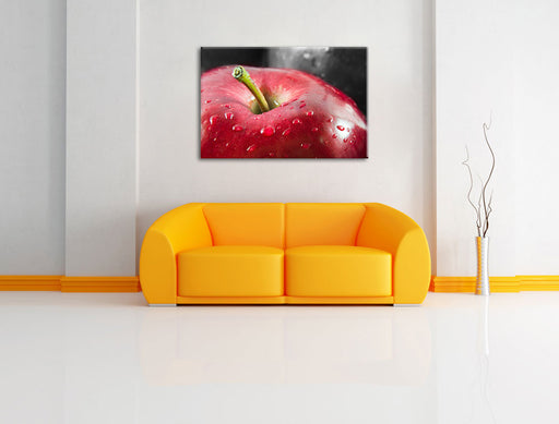 roter Apfel mit Wassertropfen Leinwandbild über Sofa