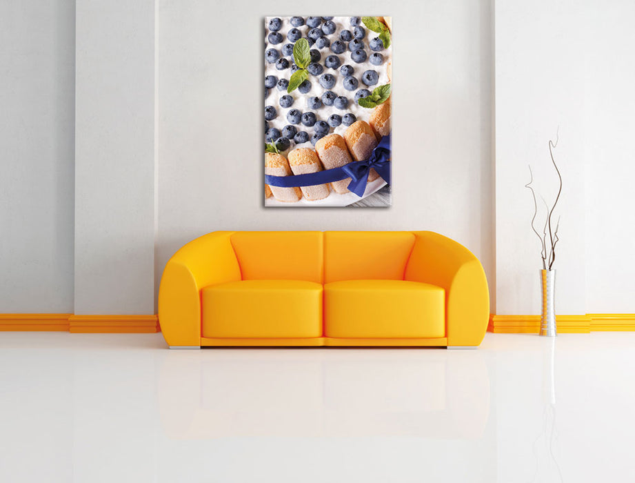 Obsttorte Blaubeeren Leinwandbild über Sofa