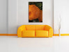 Wassertropfen auf Orangen Leinwandbild über Sofa
