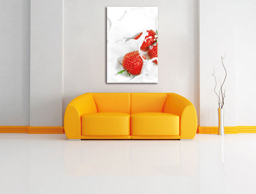 Erdbeeren Erdbeermilch Leinwandbild über Sofa