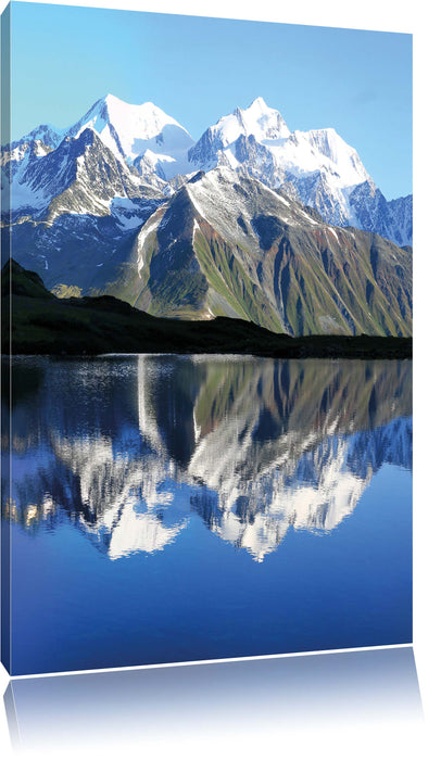 Berge am See Leinwandbild