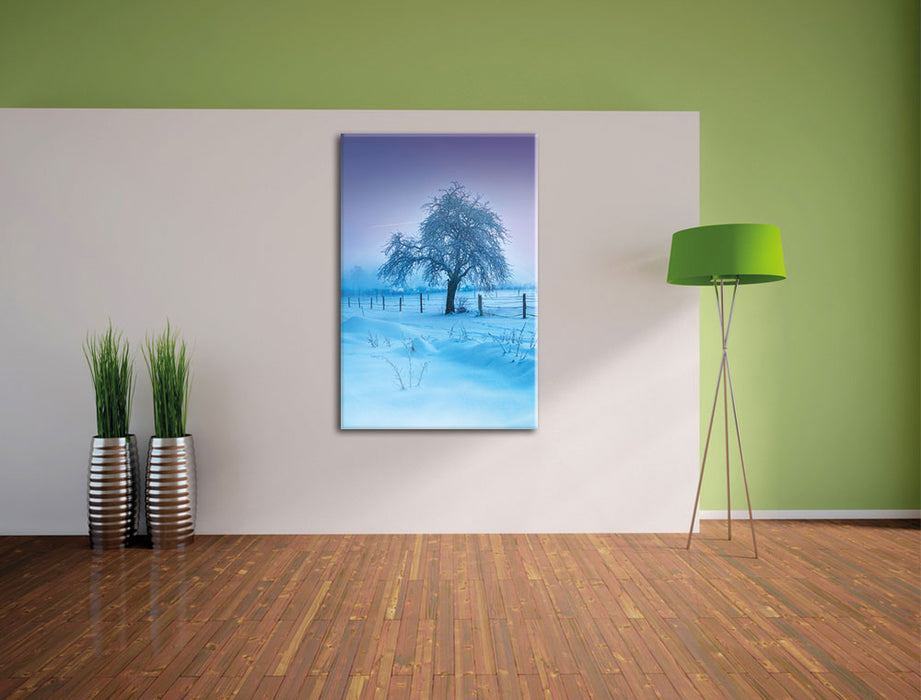 Baum in Winterlandschaft, Leinwandbild