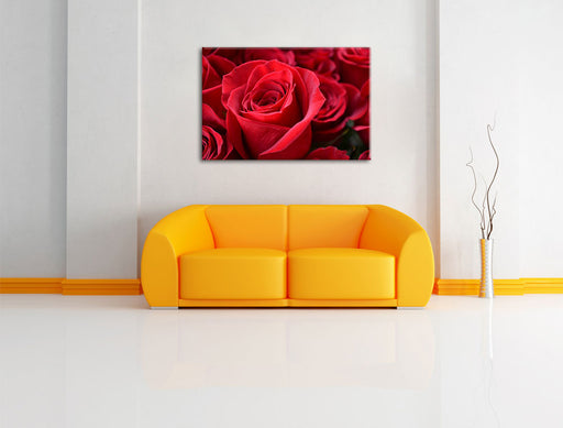 Romantische Rosen Leinwandbild über Sofa