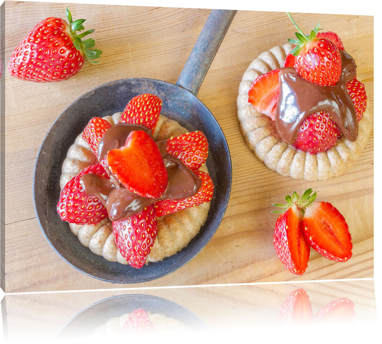 Pixxprint Süße Erdbeertörtchen, Leinwandbild