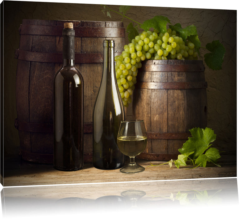 Fässer mit Weintrauben und Wein Leinwandbild
