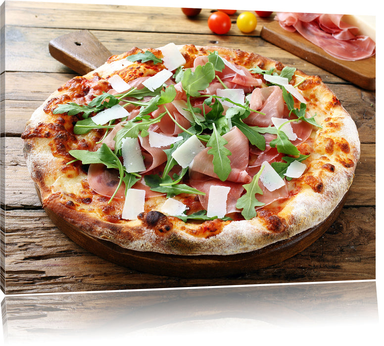 Pixxprint Prosciutto Pizza auf Holztisch, Leinwandbild