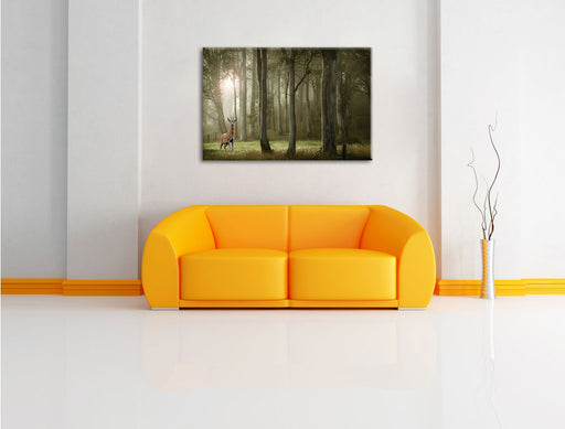 Hirsch im Wald Leinwandbild über Sofa