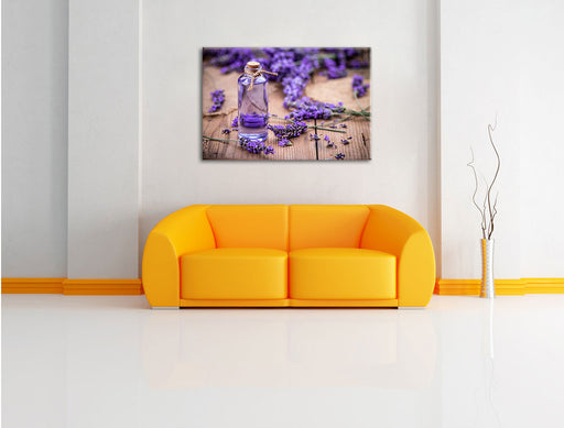 Frische Lavendelblüten Leinwandbild über Sofa