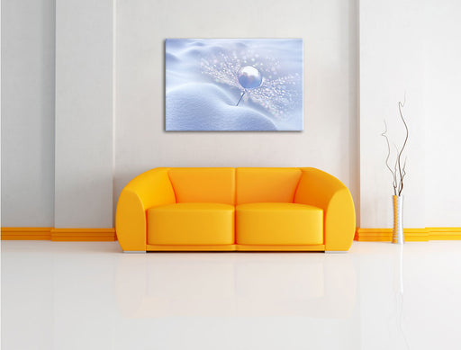 Tautropfen auf Pusteblume Leinwandbild über Sofa