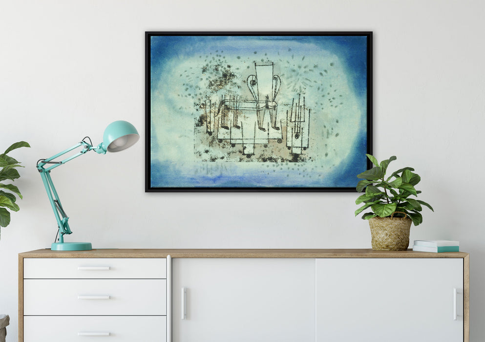 Paul Klee - Das Stuhl-Tier auf Leinwandbild gerahmt verschiedene Größen im Wohnzimmer