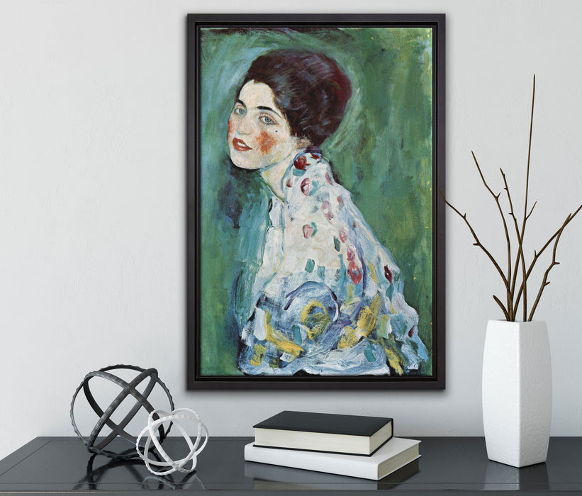 Gustav Klimt - Bildnis einer Frau auf Leinwandbild gerahmt mit Kirschblüten