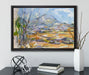 Paul Cézanne - Das Gebirge Sainte-Victoire  auf Leinwandbild gerahmt mit Kirschblüten