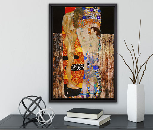 Gustav Klimt - Die drei Lebensalter einer Frau  auf Leinwandbild gerahmt mit Kirschblüten